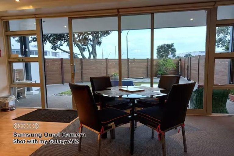 Photo of property in 105b/14 West Quay, Ahuriri, Napier, 4110