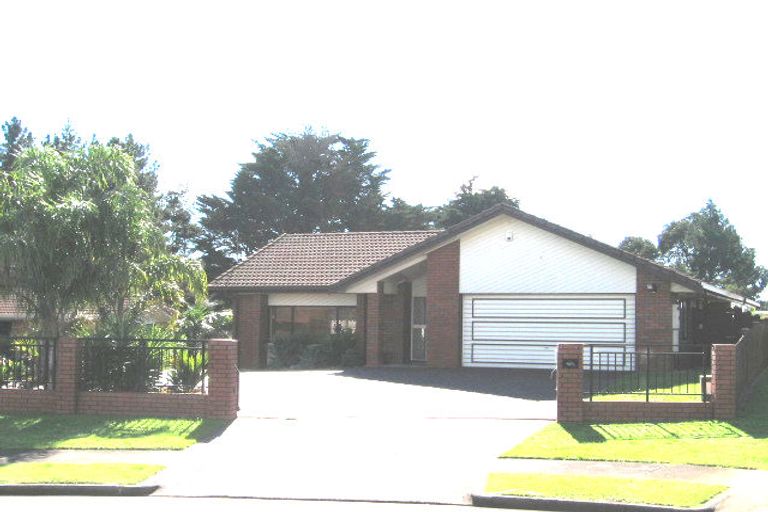 Photo of property in 13 Marina Heights, Half Moon Bay, Auckland, 2012
