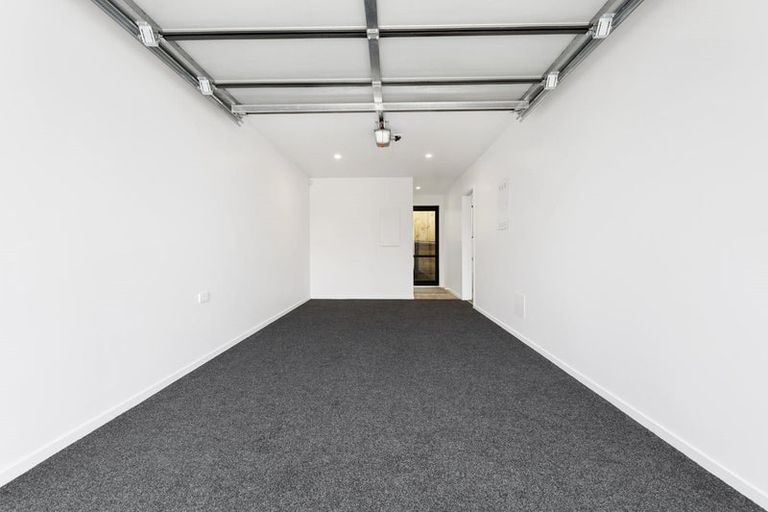 Photo of property in 30b Russell Road, Manurewa, Auckland, 2102