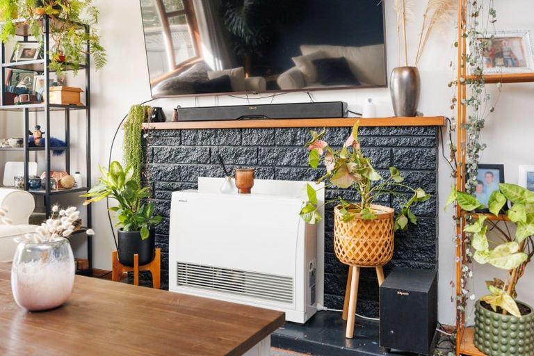 Photo of property in 30 Sutherland Crescent, Westbrook, Palmerston North, 4412