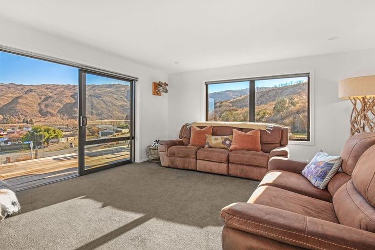 Photo of property in Naylor Street, Clyde, 9330