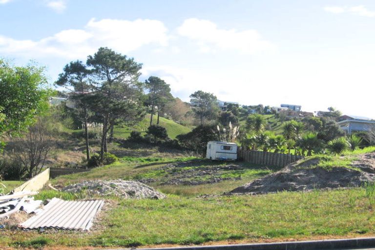 Photo of property in 15 Kanuka Place, Mangawhai Heads, Mangawhai, 0505