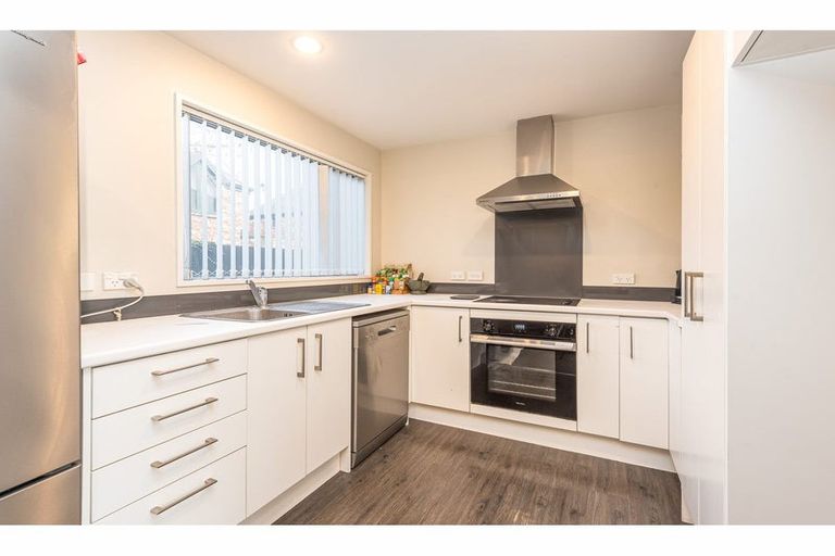 Photo of property in 72b Champion Street, Edgeware, Christchurch, 8013