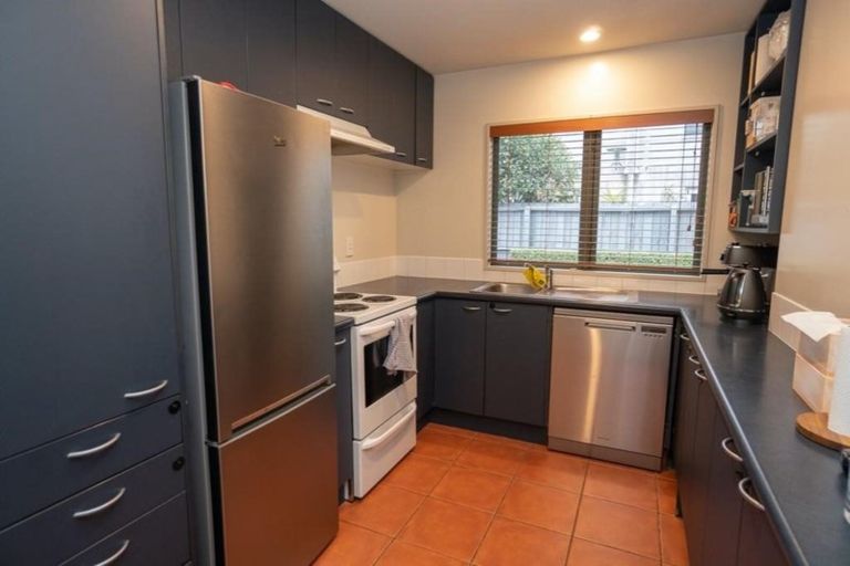 Photo of property in 3/36 Champion Street, Edgeware, Christchurch, 8013