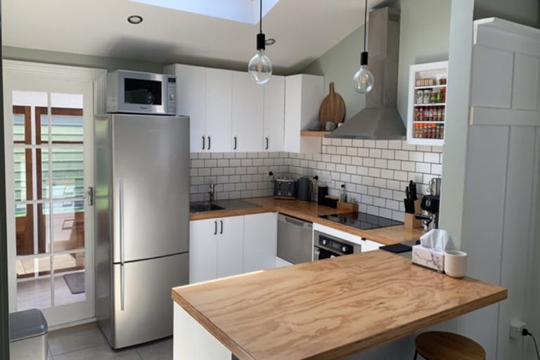 Photo of property in 21 Vienna Street, Waltham, Christchurch, 8023