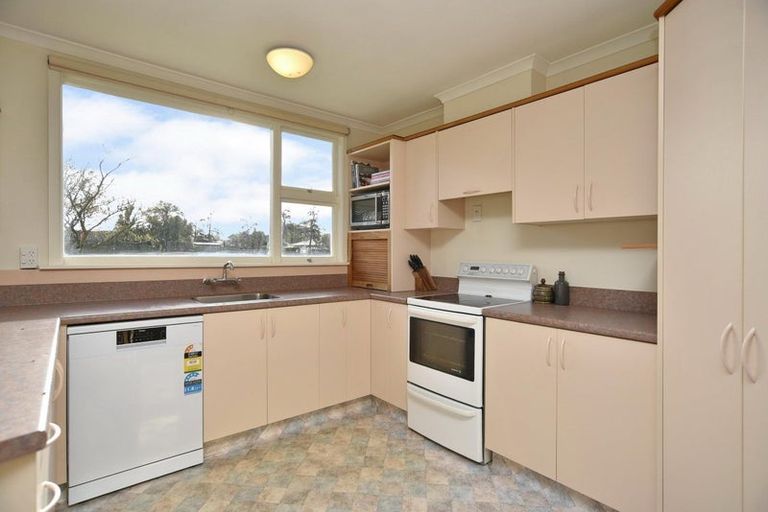 Photo of property in 9 Fraser Place, Rangiora, 7400