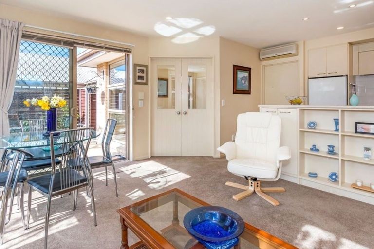 Photo of property in 1/120b Saint Martins Road, Saint Martins, Christchurch, 8022