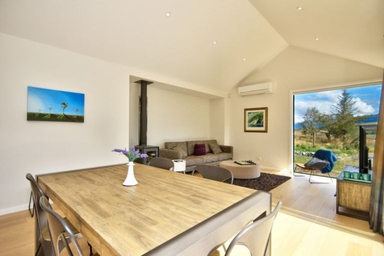 Photo of property in 19 Mckenzies Shute, Jacks Point, Queenstown, 9371