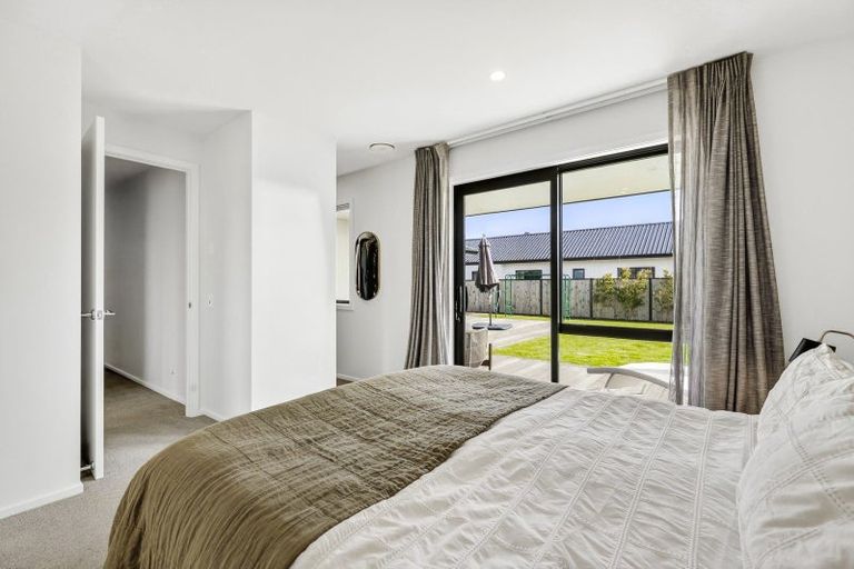 Photo of property in 46 Pounamu Avenue, Albert Town, Wanaka, 9305