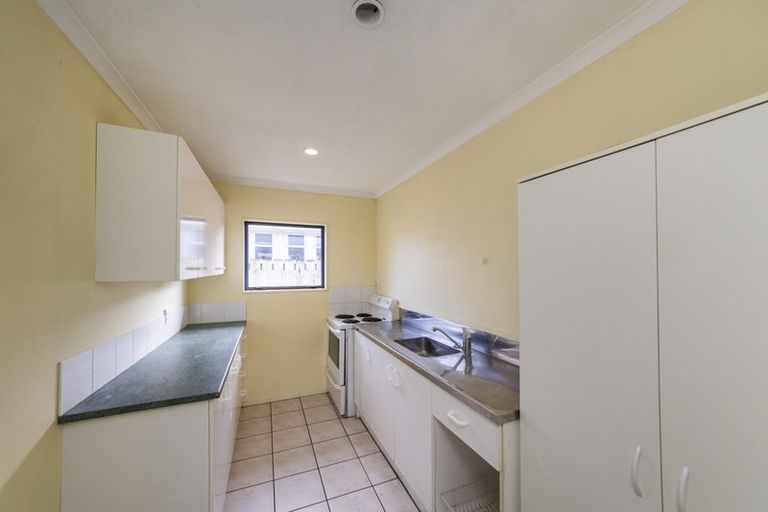 Photo of property in 1 Tilbury Avenue, Hokowhitu, Palmerston North, 4410