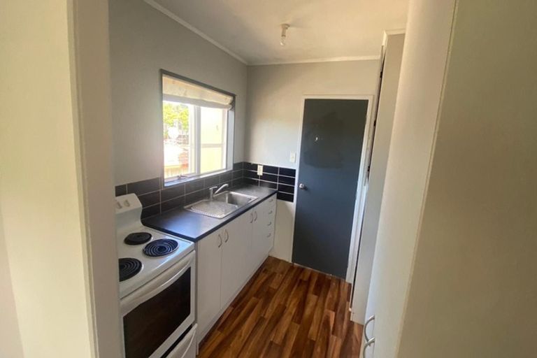 Photo of property in 198 Solar Road, Glen Eden, Auckland, 0602