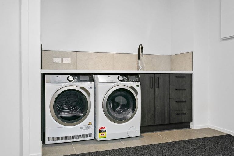 Photo of property in 9 Lakewood Lane, Cambridge, 3434