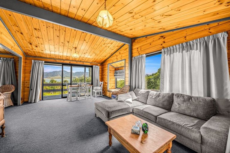 Photo of property in 20 Lake Ferry Road, Lake Ferry, Featherston, 5772
