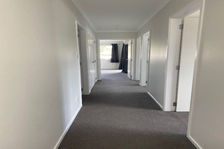 Photo of property in 310a Lakes Boulevard, Pyes Pa, Tauranga, 3112