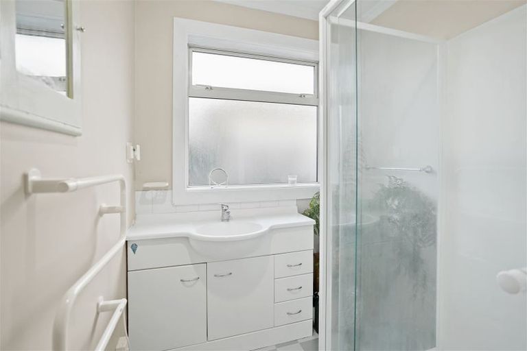 Photo of property in 232 Weston Road, Mairehau, Christchurch, 8052