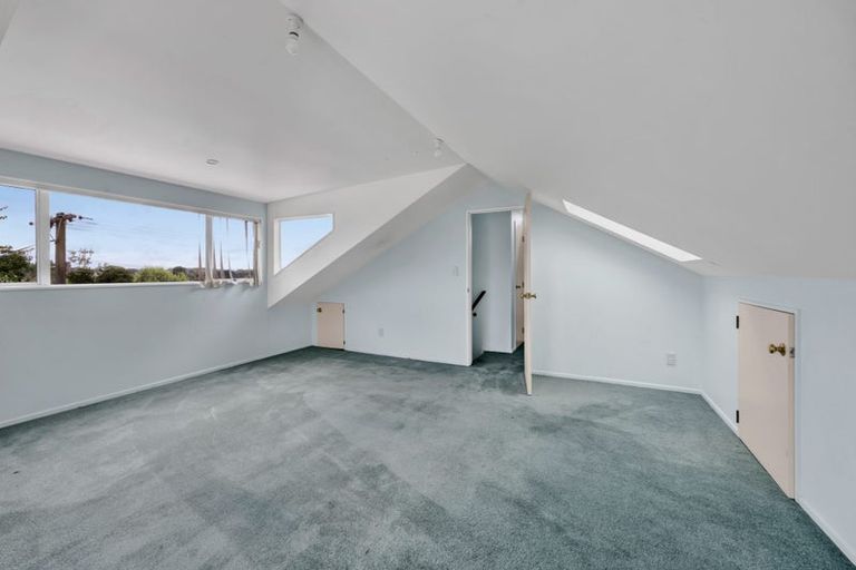 Photo of property in 25 Galt Street, Hawera, 4610