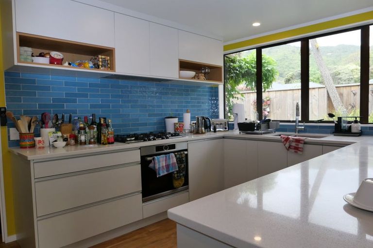 Photo of property in Willow Court, 6/15 Pehi Kupa Street, Waikanae, 5036