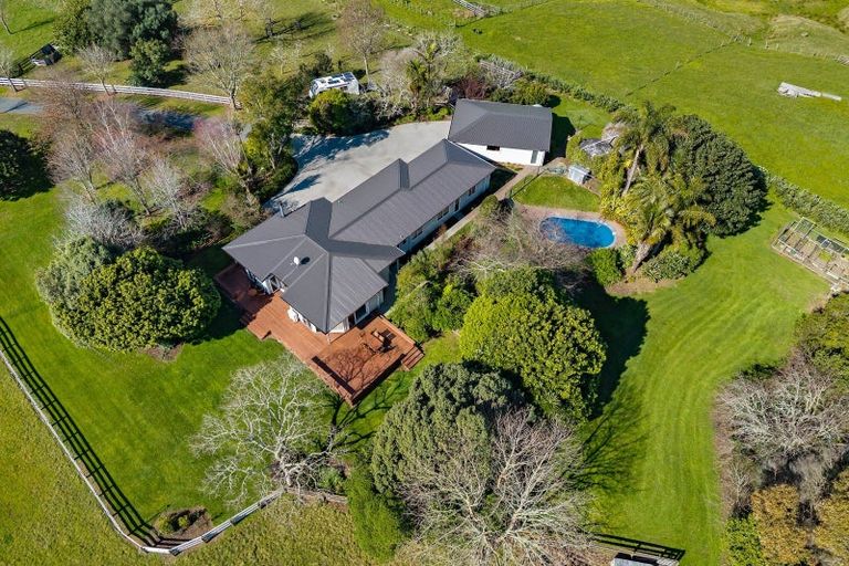 Photo of property in 63 Whatapaka Road, Karaka, Papakura, 2580