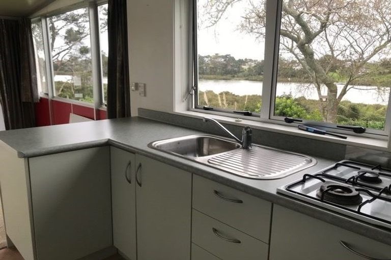 Photo of property in 171c Colwill Road, Massey, Auckland, 0614