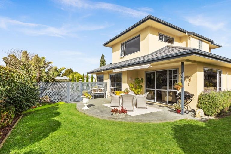 Photo of property in 50d Puketapu Road, Taradale, Napier, 4112