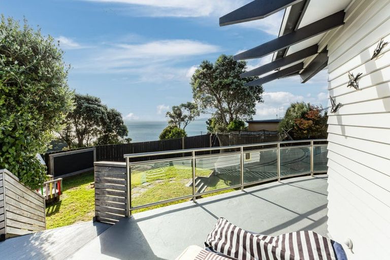 Photo of property in 13 Haunui Road, Pukerua Bay, 5026