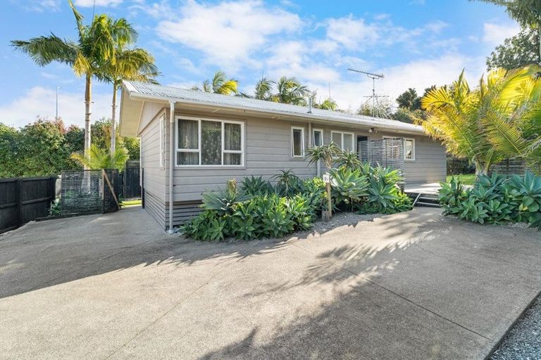 Photo of property in 32b Lyttelton Avenue, Forrest Hill, Auckland, 0620