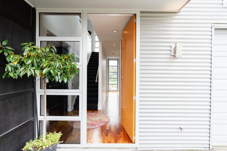 Photo of property in 5 Irwin Logan Drive, Mosgiel, 9024