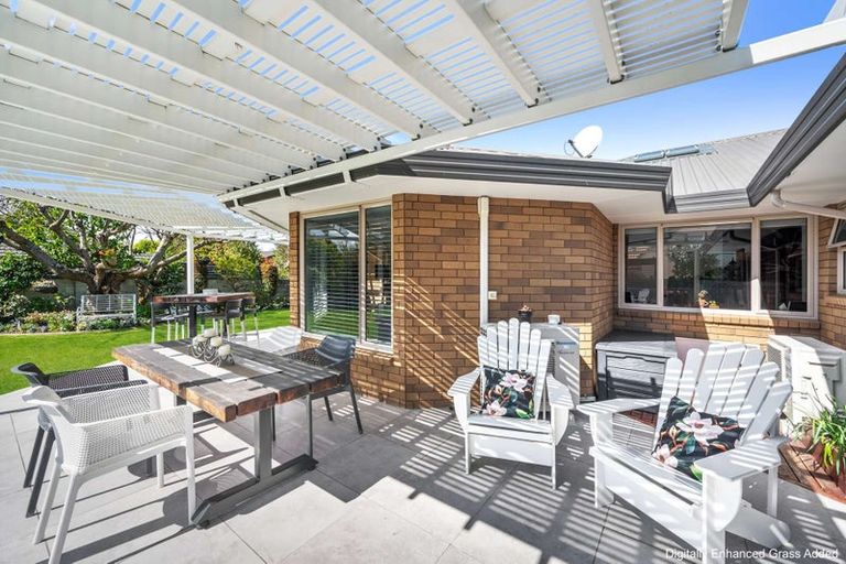 Photo of property in 182 Auckland Road, Greenmeadows, Napier, 4112