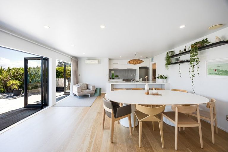 Photo of property in 5a Clifton Road, Browns Bay, Auckland, 0630