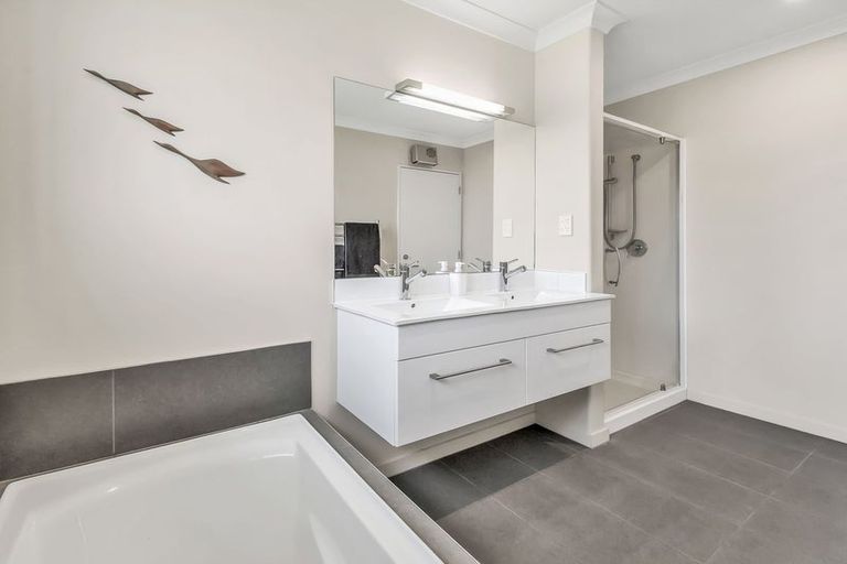 Photo of property in 24c Jozecom Place, Rolleston, 7614