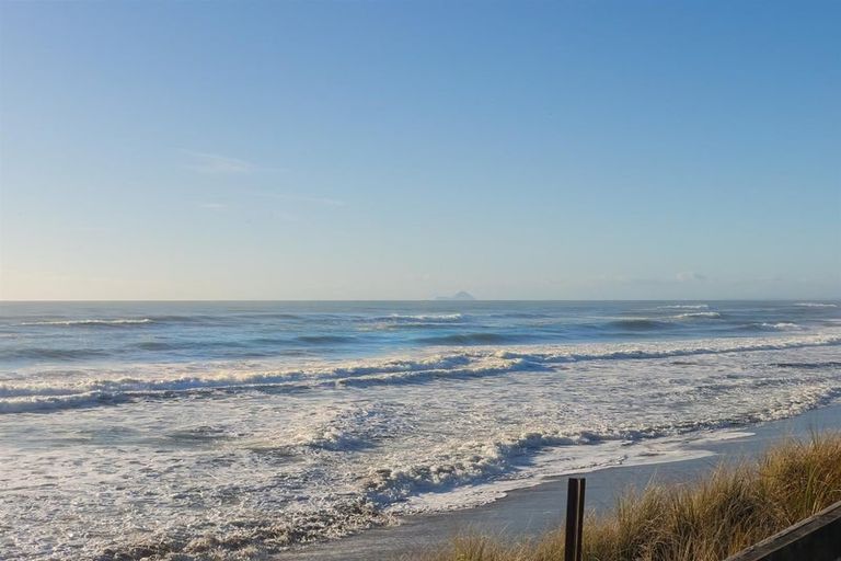 Photo of property in 343 Pukehina Parade, Pukehina, Te Puke, 3189
