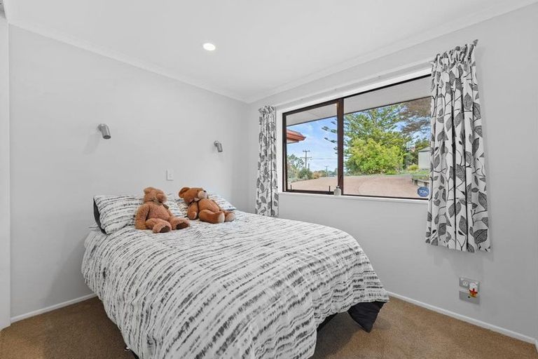 Photo of property in 41 Kent Terrace, Riverhead, 0820