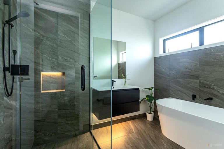 Photo of property in 1 Hislop Street, Geraldine, 7930