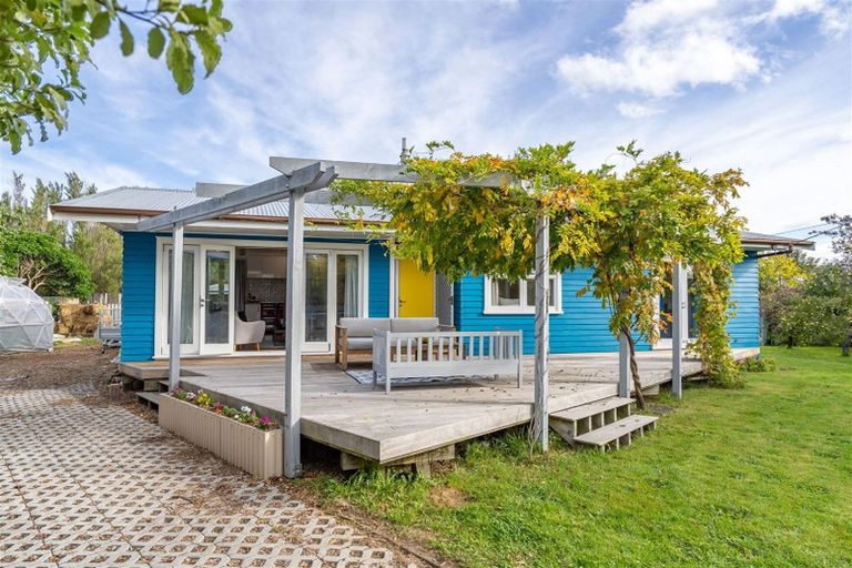Photo of property in 4 Greenaway Place, Martinborough, 5711