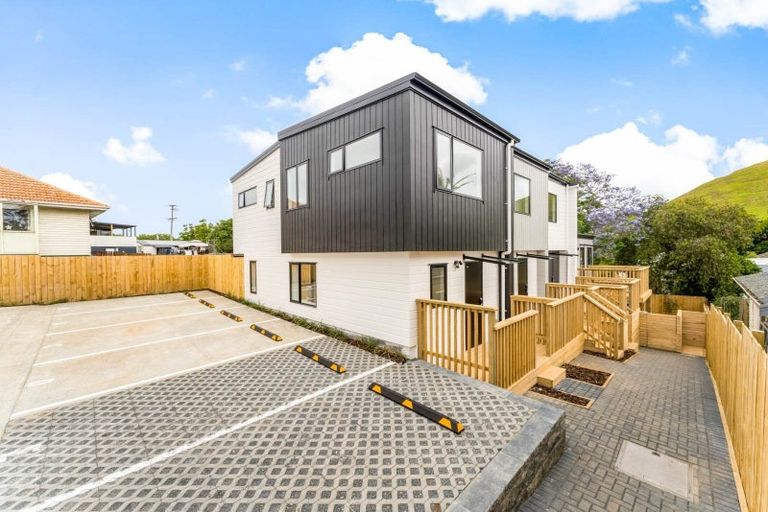 Photo of property in 79e Miller Road, Mangere Bridge, Auckland, 2022