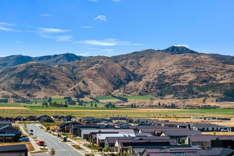Photo of property in 8 Gillespie Street, Lake Hawea, 9382