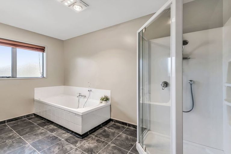 Photo of property in 7 Manor Drive, Rolleston, 7614