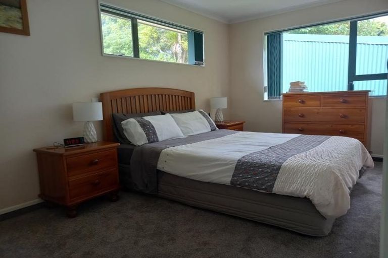 Photo of property in 2 Orsino Place, Stratford, 4332