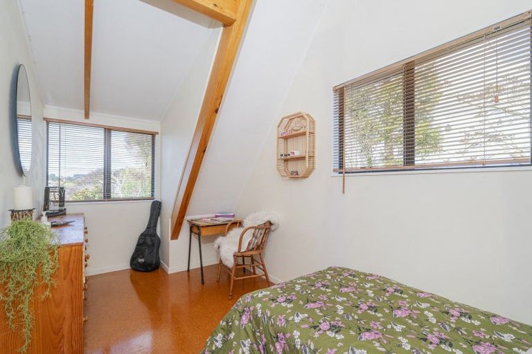 Photo of property in 10 Impala Place, Whitianga, 3510