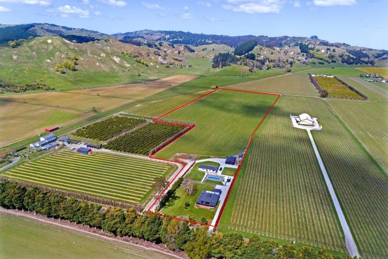 Photo of property in 144 Ngakoroa Road, Ormond, Gisborne, 4071