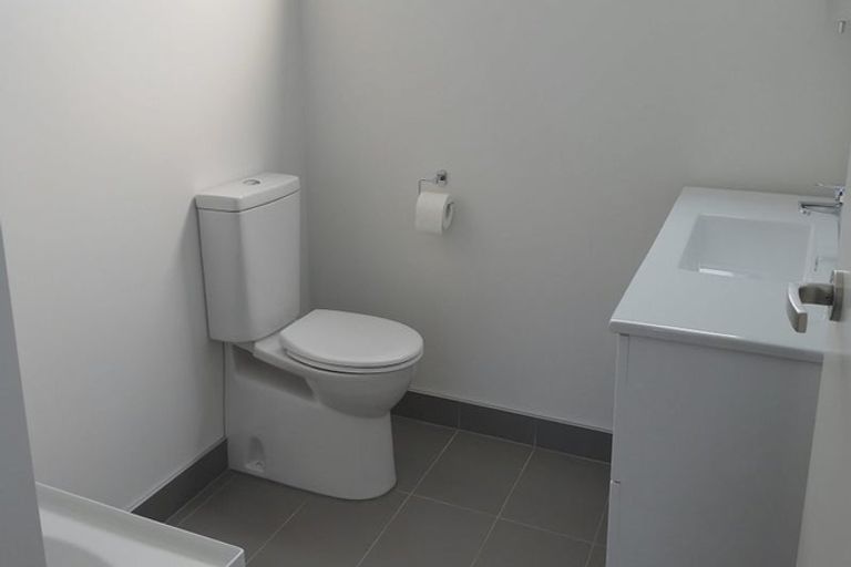 Photo of property in 74u1 Derwent Street, Island Bay, Wellington, 6023