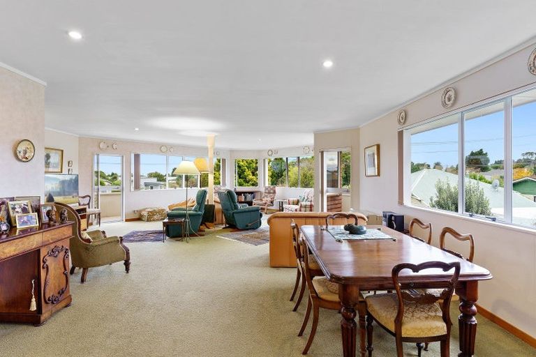 Photo of property in 14 Bell Street, Otaki, 5512