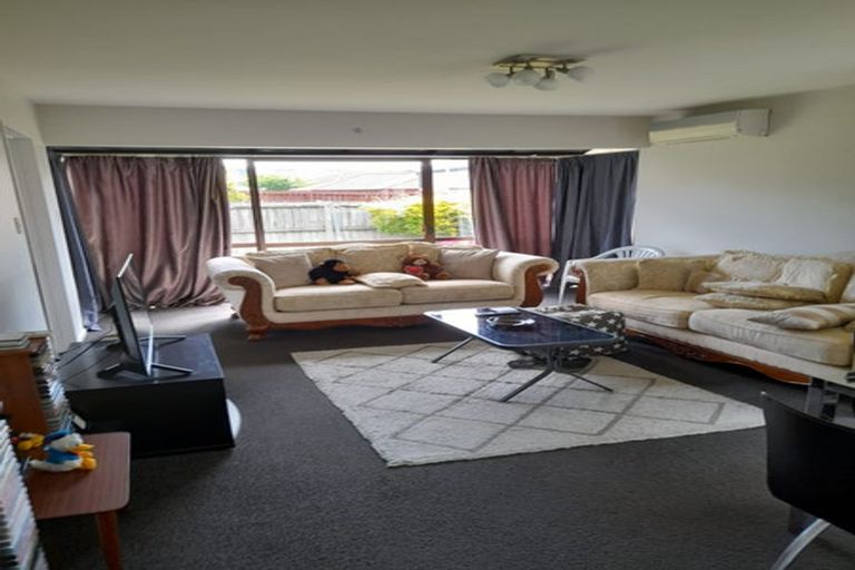 Photo of property in 33f Peverel Street, Riccarton, Christchurch, 8011