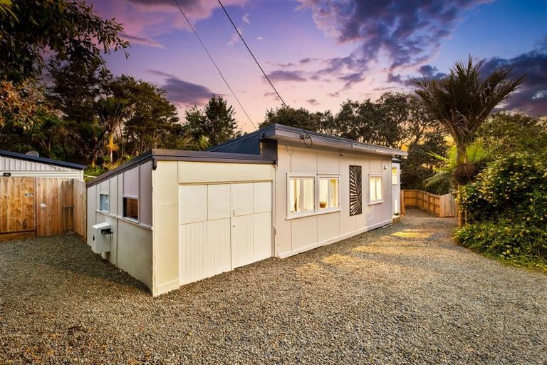 Photo of property in 9 Old North Road, Orewa, 0931