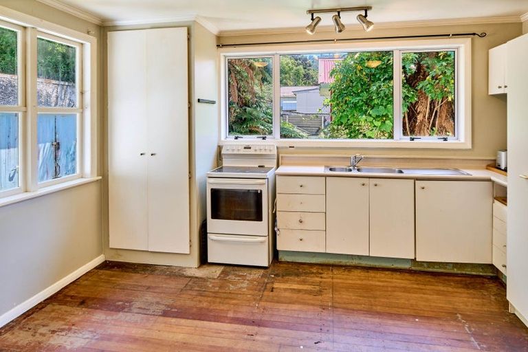 Photo of property in 65 Hair Street, Wainuiomata, Lower Hutt, 5014