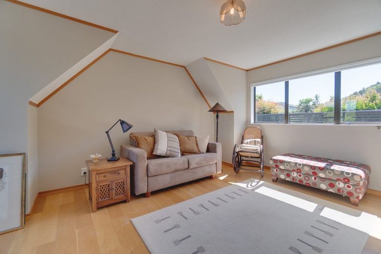 Photo of property in 45a Simla Crescent, Khandallah, Wellington, 6035