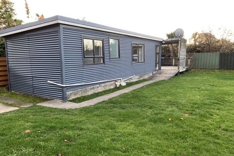 Photo of property in 27 Paremata Crescent, Paremata, Porirua, 5024
