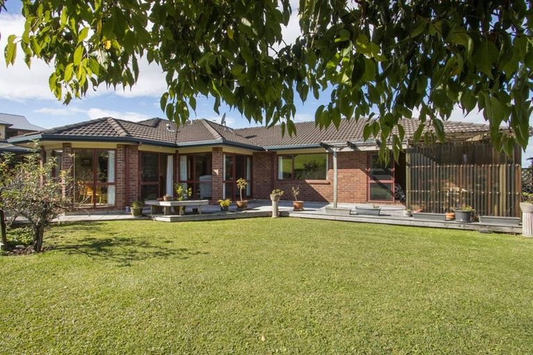 Photo of property in 38 Macmillan Street, Katikati, 3129