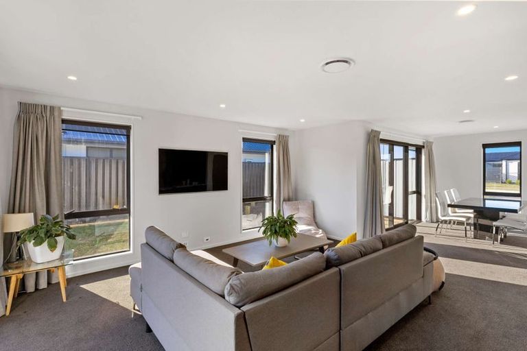 Photo of property in 7 Ranginui Drive, Kaiapoi, 7630