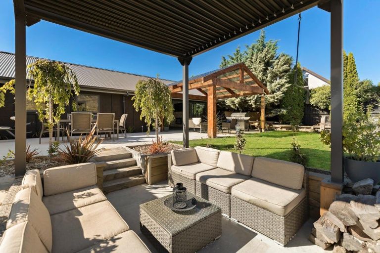 Photo of property in 13 Poolburn Court, Lake Hayes, Queenstown, 9304
